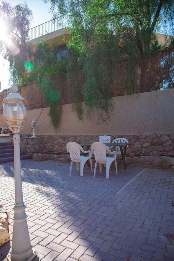 Efroni Villa Guesthouse เอลัต ภายนอก รูปภาพ