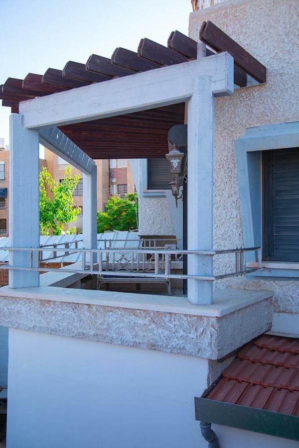 Efroni Villa Guesthouse เอลัต ภายนอก รูปภาพ